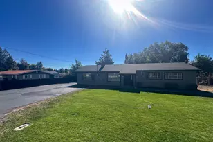 5912 Onyx Ave, Klamath Falls, OR 97603 - Photo 1