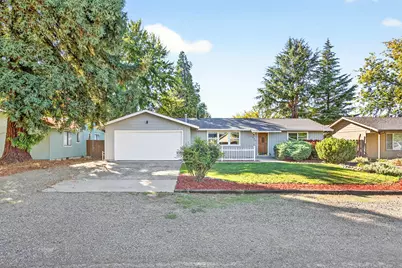 1826 Hart Avenue, Medford, OR 97501 - Photo 1