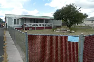 3922 Austin St, Klamath Falls, OR 97603 - Photo 1