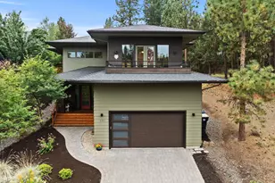 2742 NW Rainbow Ridge Dr, Bend, OR 97703 - Photo 1