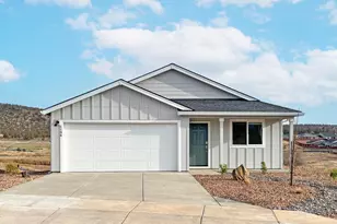 1196 NE Cobblestone Ct, Prineville, OR 97754 - Photo 1