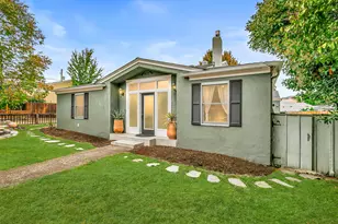 811 Iowa St, Ashland, OR 97520 - Photo 1