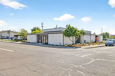 55 N 2nd Street, Central Point, OR 97502 - Photo 1