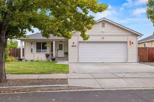 5656 Mickshelly Cir, Klamath Falls, OR 97603 - Photo 1