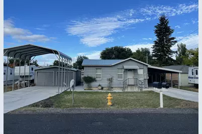 1520 Derby Street, Klamath Falls, OR 97603 - Photo 1