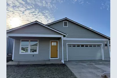 567 NE Arnold Street #177, Madras, OR 97741 - Photo 1