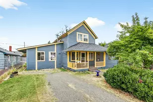 838 Dakota Ave, Medford, OR 97501 - Photo 1