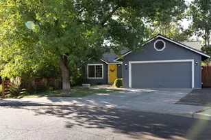 919 NW 20th Ct, Redmond, OR 97756 - Photo 1