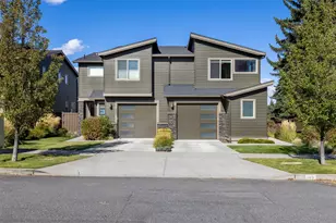 748 NE Vail Ln, Bend, OR 97701 - Photo 1