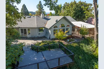 1320 Redwood Circle, Grants Pass, OR 97527 - Photo 1