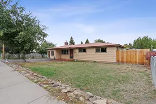 3420 Madison St, Klamath Falls, OR 97603 - Photo 1