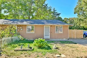 1190 4th Ave, Gold Hill, OR 97525 - Photo 1