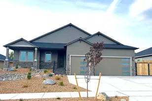 3833 SW Antelope Way, Redmond, OR 97756 - Photo 1