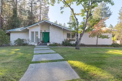 442 Honeylynn Lane, Grants Pass, OR 97527 - Photo 1