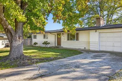 1400 Avocado Lane, Medford, OR 97504 - Photo 1