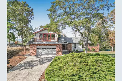 810 SE Summit Drive, Roseburg, OR 97470 - Photo 1