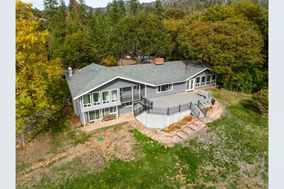 348 Ridgewood Drive, Jacksonville, OR 97530 - Photo 1