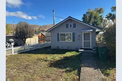 1829 Lancaster Avenue, Klamath Falls, OR 97601 - Photo 1