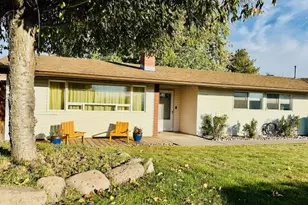 10119 Wright Ave, Klamath Falls, OR 97603 - Photo 1