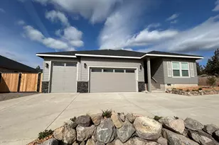 3811 SW Antelope Way, Redmond, OR 97756 - Photo 1