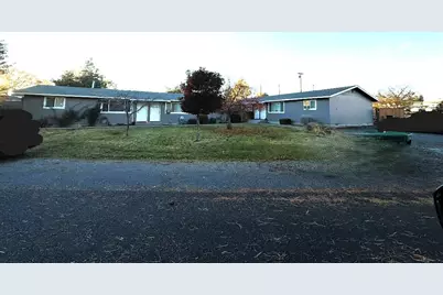 3410 Oxbow Street, Klamath Falls, OR 97603 - Photo 1