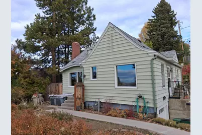 2127 Auburn Street, Klamath Falls, OR 97601 - Photo 1