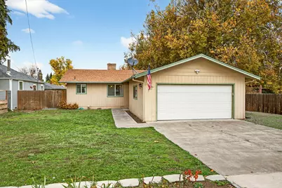 420 Garfield Street, Medford, OR 97501 - Photo 1