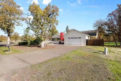 6400 Rogue River Drive, Shady Cove, OR 97539 - Photo 1