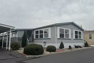 4200 Summers Ln, Klamath Falls, OR 97603 - Photo 1