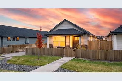 3264 NW 10th Street, Redmond, OR 97756 - Photo 1