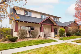 20663 Jayhawk Ln, Bend, OR 97702 - Photo 1