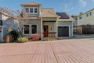 246 9th St Alley, Ashland, OR 97520 - Photo 1