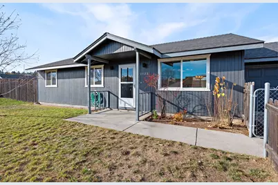 2123 SW 33rd Street, Redmond, OR 97756 - Photo 1