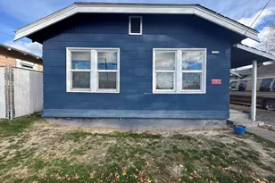 319 Martin St, Klamath Falls, OR 97601 - Photo 1