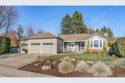 3355 Elmwood Court, Medford, OR 97504 - Photo 1