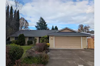 3349 Bryson Way, Medford, OR 97504 - Photo 1