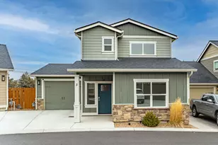 2755 SW Greens Blvd, Redmond, OR 97756 - Photo 1