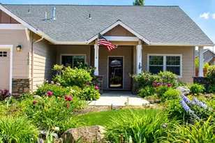 1752 NW Upas Ave, Redmond, OR 97756 - Photo 1