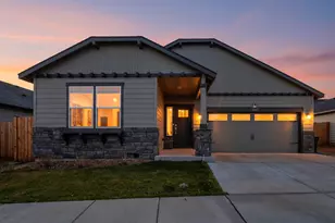2346 NW Teak Pl, Redmond, OR 97756 - Photo 1