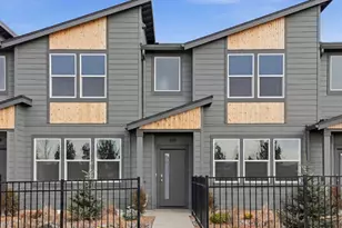 21309 SE Wilderness Wy, Bend, OR 97702 - Photo 1