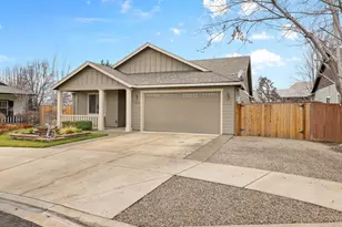 3609 Mallard Ln, Medford, OR 97504 - Photo 1