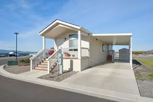 3966 S Pacific Hwy, Medford, OR 97501 - Photo 1