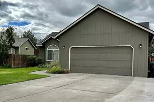3335 NE Cruise Loop, Bend, OR 97701 - Photo 1