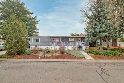 1113 Lee Roze Lane, Grants Pass, OR 97527 - Photo 1