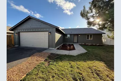 537 SE Ponderosa Drive, Madras, OR 97741 - Photo 1