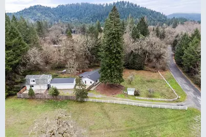 464 Sunny Glen Way, Wolf Creek, OR 97497 - Photo 1