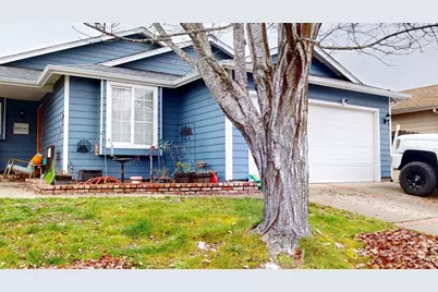 606 SW Larch Road, Grants Pass, OR 97526 - Photo 1