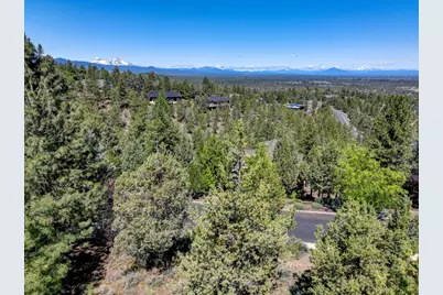 3333 NW Panorama Drive, Bend, OR 97703 - Photo 1
