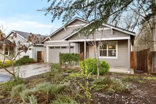 295 S 1st St, Talent, OR 97540 - Photo 1