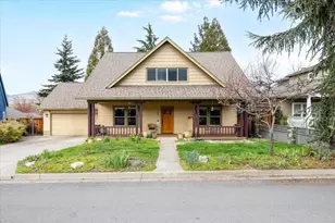 165 Orange Ave, Ashland, OR 97520 - Photo 1